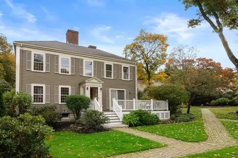 90 Common St #90, Belmont, MA 02478