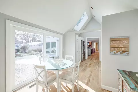 Dining - 156 Commerce Rd, Barnstable, MA 02630 photo 4 of 4