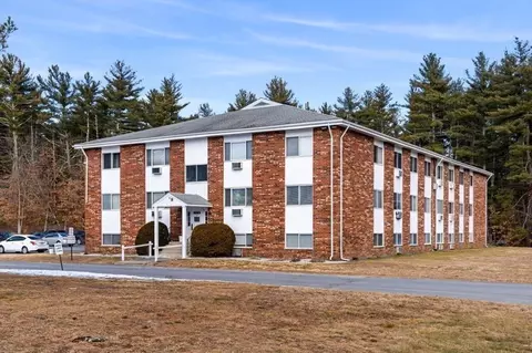 5 Turnpike Rd #233, Townsend, MA 01469
