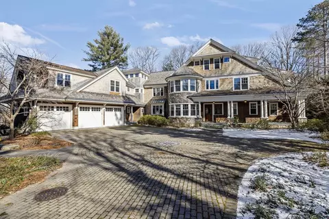 85 Hancock St, Lexington, MA 02420
