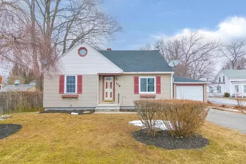 176 South St, Southbridge, MA 01550