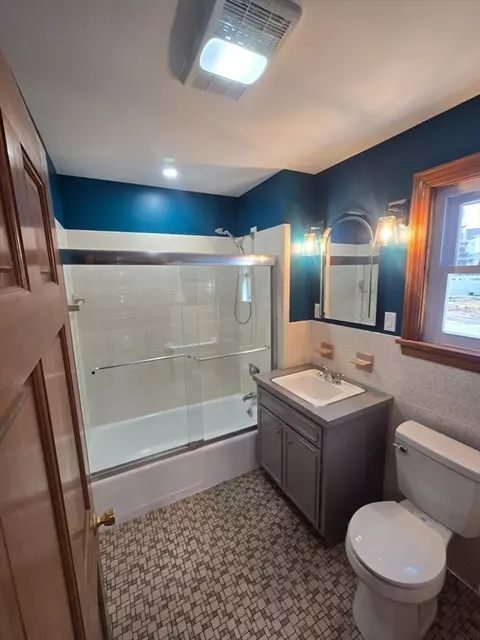 Bath - 22 Linden, Reading, MA 01867 photo 3 of 4