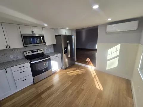 Kitchen - 22 Linden, Reading, MA 01867 photo 2 of 5