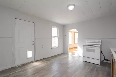 Kitchen - 25 Hall St, Springfield, MA 01108 photo 1 of 4