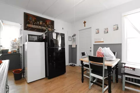 Dining - 25 Hall St, Springfield, MA 01108 photo 1 of 1