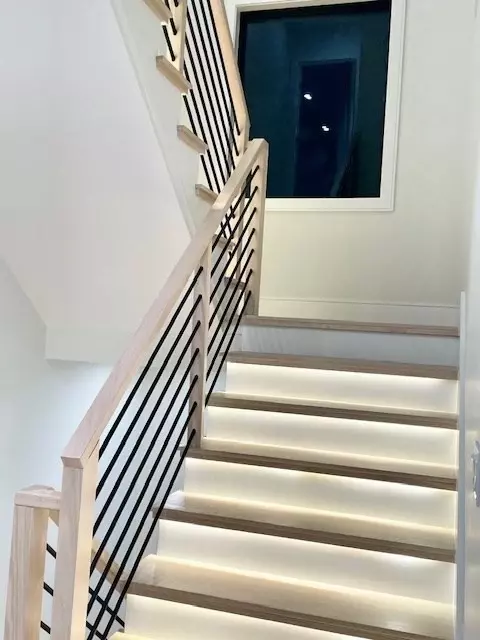 Entry Way - 246 Forest St, Needham, MA 02492 photo 2 of 2