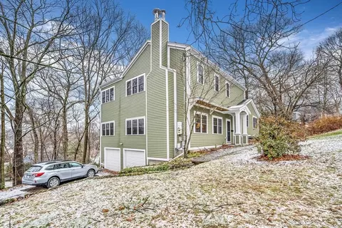 Exterior - 14 Morningside Rd, Needham, MA 02492 photo 2 of 4