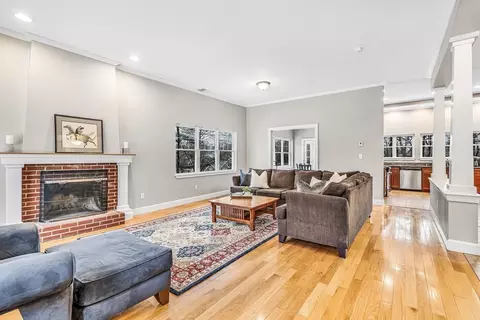 Living - 14 Morningside Rd, Needham, MA 02492 photo 3 of 6