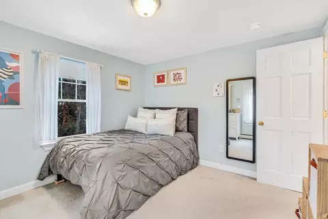 Bedroom - 14 Morningside Rd, Needham, MA 02492 photo 2 of 11