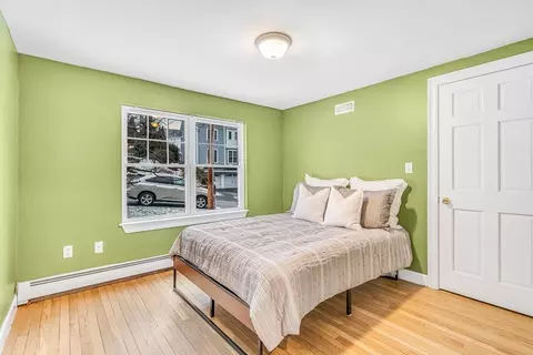 Bedroom - 14 Morningside Rd, Needham, MA 02492 photo 5 of 11