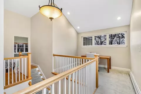 Entry Way - 14 Morningside Rd, Needham, MA 02492 photo 4 of 4