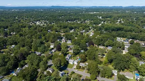 View/Area - 58 Brewster St, Springfield, MA 01119 photo 3 of 5