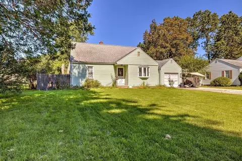Exterior - 58 Brewster St, Springfield, MA 01119 photo 4 of 11