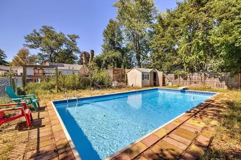 Exterior - 58 Brewster St, Springfield, MA 01119 photo 6 of 11
