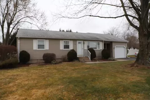 738 Barry St, Feeding Hills, MA 01030