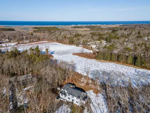 9 Deacons Path, Sandwich, MA 02563