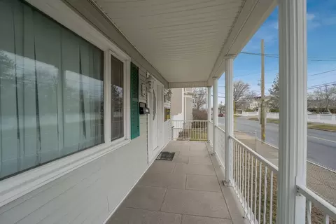 Exterior - 697 Broadway, Fall River, MA 02724 photo 7 of 7