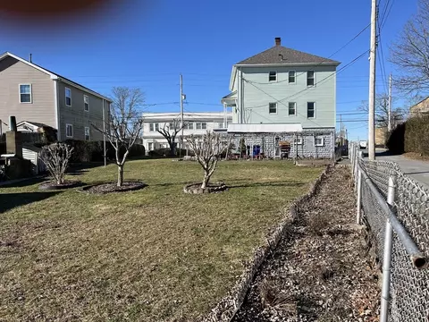 1008-1012 Stafford Rd, Fall River, MA 02721 photo 5