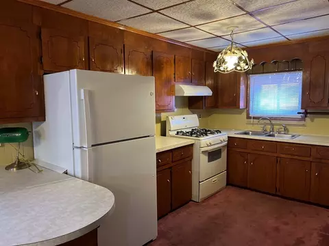 1008-1012 Stafford Rd, Fall River, MA 02721 photo 8