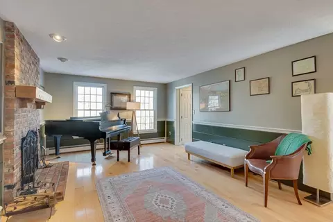 Living - 96 Middlesex St, Millis, MA 02054 photo 5 of 7