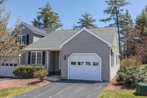 235 Bridle Cross Rd #235, Fitchburg, MA 01420