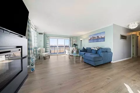 54 Broad Reach #201, Weymouth, MA 02191