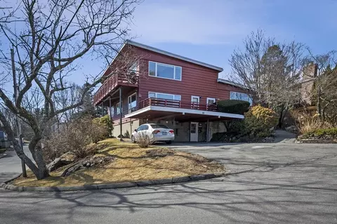 26 Stony Brk #B, Marblehead, MA 01945