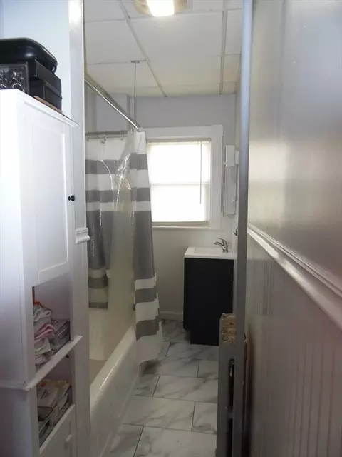 365-367 President Ave, Fall River, MA 02720 photo 9