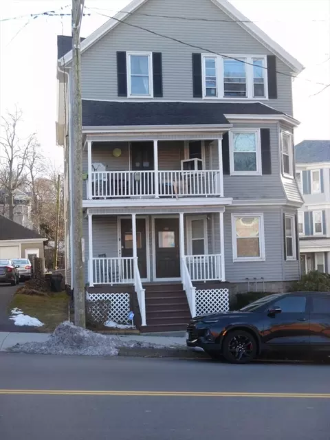 365-367 President Ave, Fall River, MA 02720