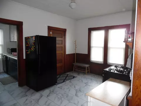 365-367 President Ave, Fall River, MA 02720 photo 8