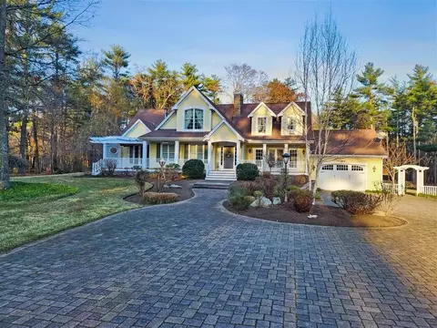 26 County Rd # -A, Freetown, MA 02717