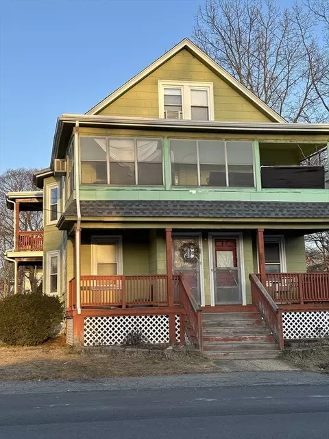 291 Primrose St, Haverhill, MA 01830