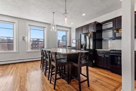 83 Ivy #43, Brookline, MA 02446