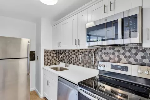 125 Trapelo Rd #12, Belmont, MA 02478