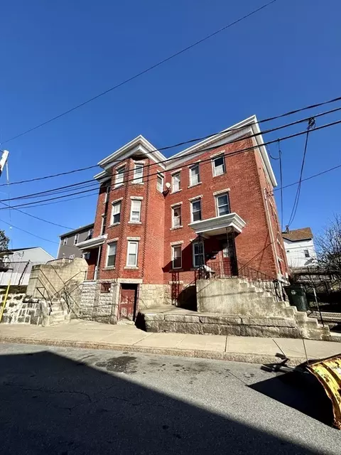 70 Jencks St, Fall River, MA 02723 photo 2