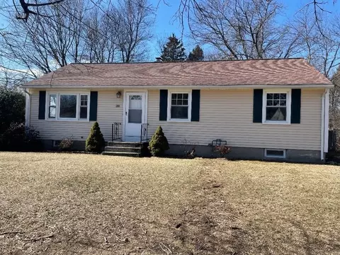 210 Navajo Rd, Springfield, MA 01109