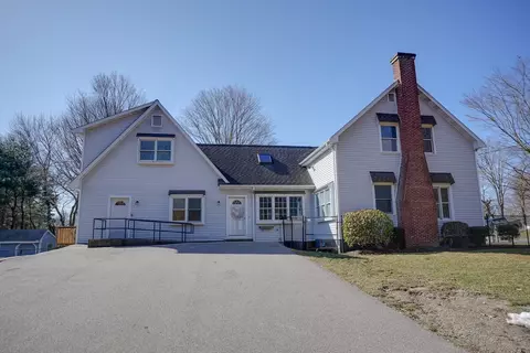 15 Melcher St, Plainville, MA 02762