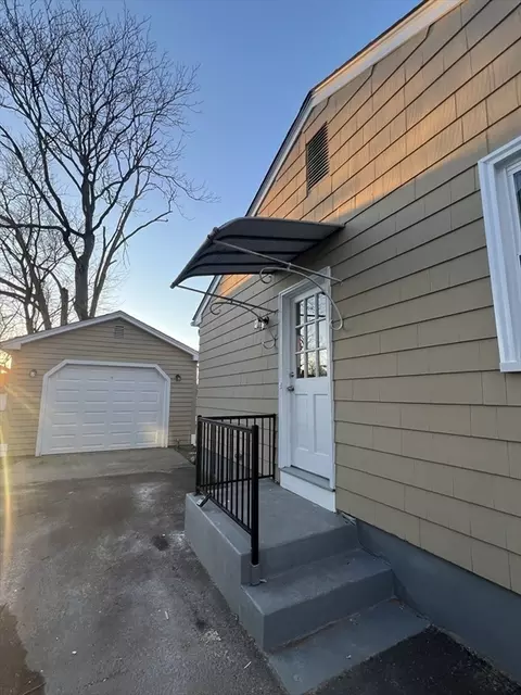 Exterior - 72 Clement St, Springfield, MA 01118 photo 4 of 7