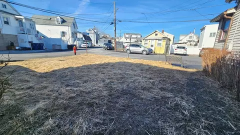 2 Leonard Rd, Revere, MA 02151
