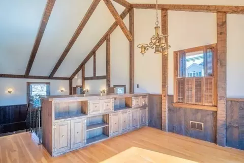 Dining - 7 Western Ave, Beverly, MA 01915 photo 1 of 1