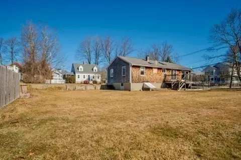 Exterior - 7 Western Ave, Beverly, MA 01915 photo 5 of 7