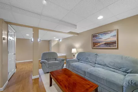 Living - 61 Collins St #2, Danvers, MA 01923 photo 6 of 7