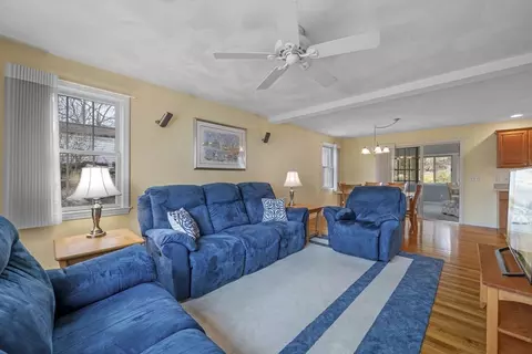 Living - 61 Collins St #2, Danvers, MA 01923 photo 4 of 7