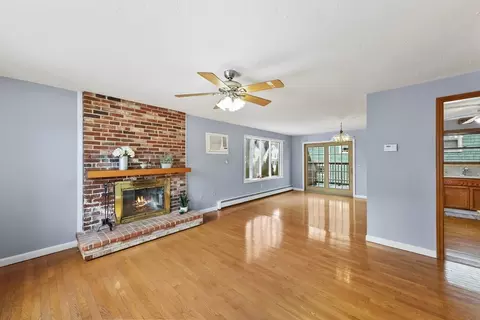 1 Boyden St, Webster, MA 01570 photo 4