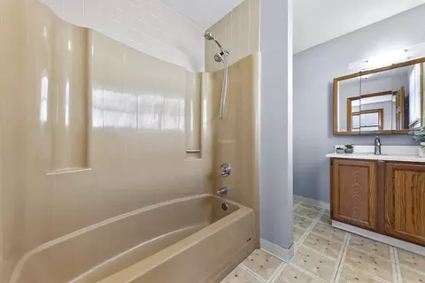 1 Boyden St, Webster, MA 01570 photo 26
