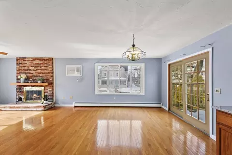 1 Boyden St, Webster, MA 01570 photo 9