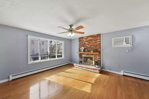 1 Boyden St, Webster, MA 01570 photo 3