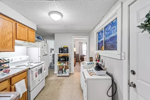 Kitchen - 339-341 Allen St, Springfield, MA 01108 photo 1 of 4