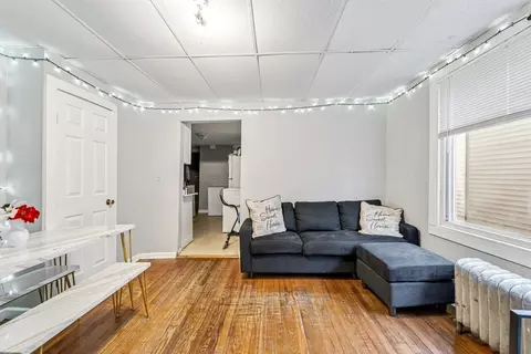 Living - 339-341 Allen St, Springfield, MA 01108 photo 4 of 4