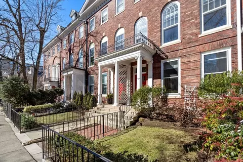 49 Garrison Rd, Brookline, MA 02445